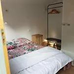 La De Mimi La Sardine Pensión 3*